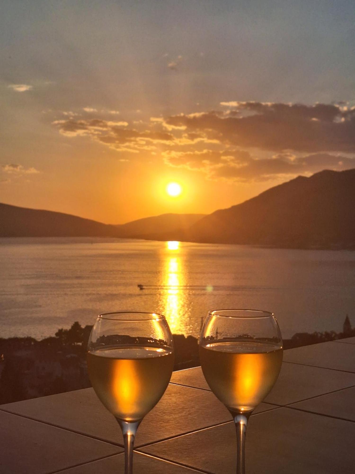 Adriabay Studio Tivat Buitenkant foto