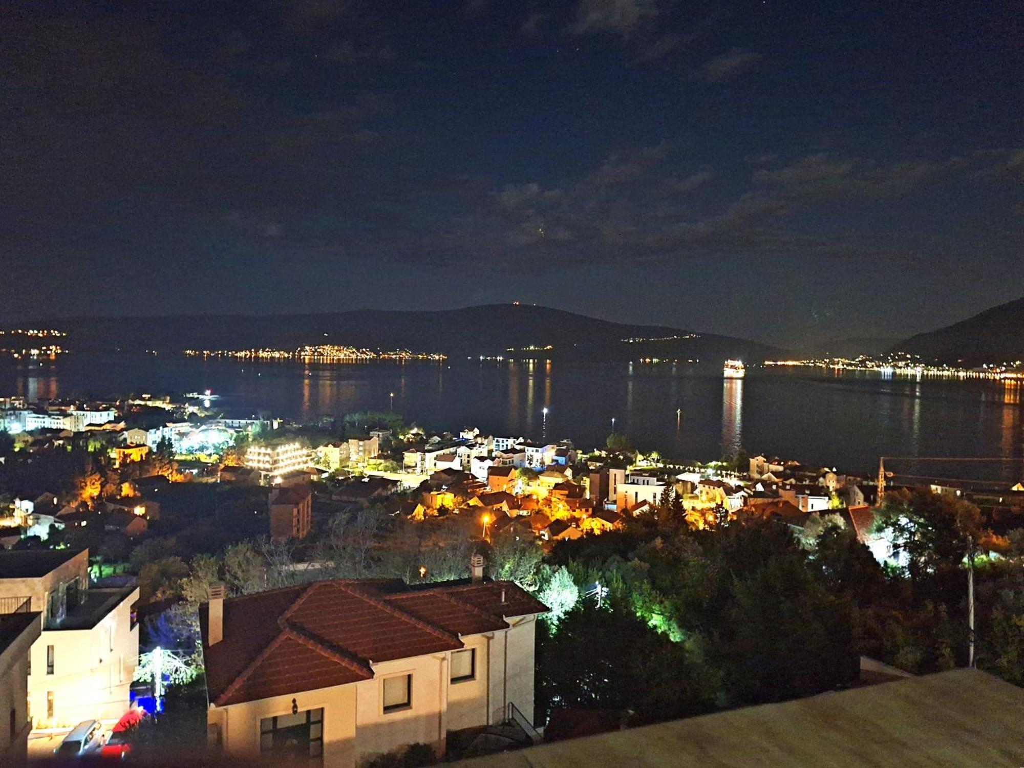Adriabay Studio Tivat Buitenkant foto