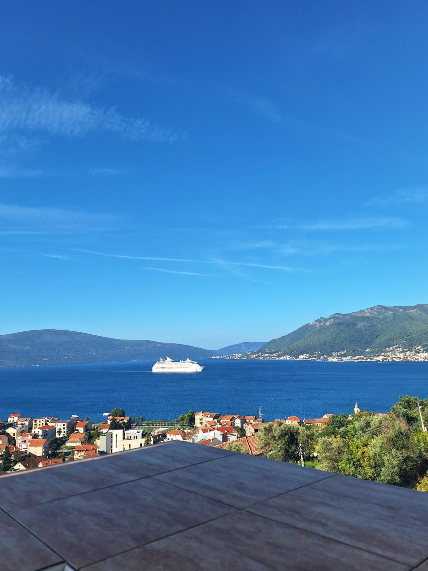 Adriabay Studio Tivat Buitenkant foto